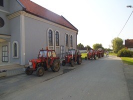 Slika MUP-ILUSTRACIJE-NOVA GALERIJA/PPRP OSIJEK/Traktoristi17/naslovna.JPG